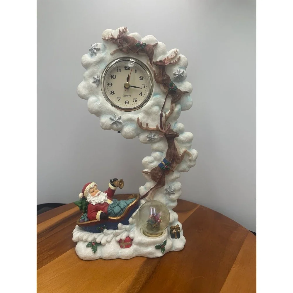 Vintage‎ Santa Mantel Clock
